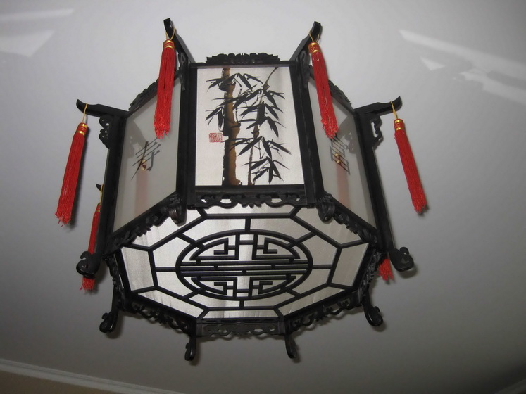 Китайский фонарь подвесной восьмигранный с живописью и решётками. d450, h350 (мм). Артикул К2-08-ЖР
